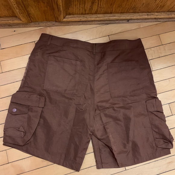 Brand new fashion Nova “don’t trip” men’s cargo shorts chocolate brown size 40 - Picture 5 of 5